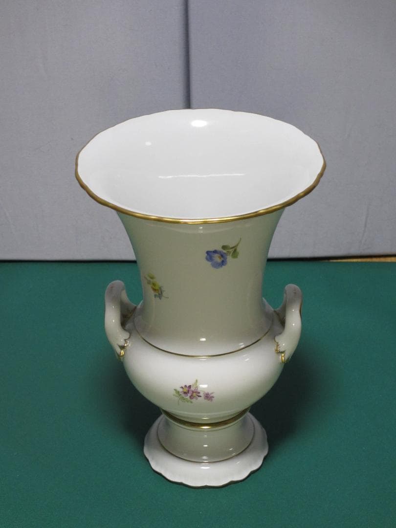 マイセン Meissen 花瓶 R.Münch絵付け 金彩 高さ26.5cm