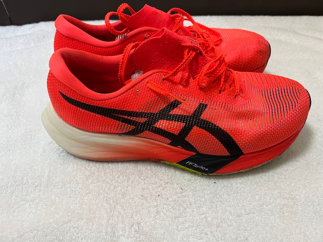 アシックス　メタスピードエッジパリ　27センチ　　　断捨離出品　即決購入求む❗️