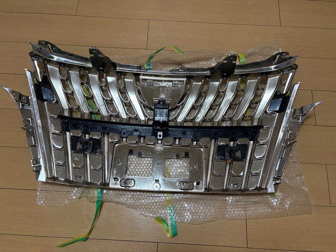 エスクァイア　後期　ダイナミックグリル　オプショングリル