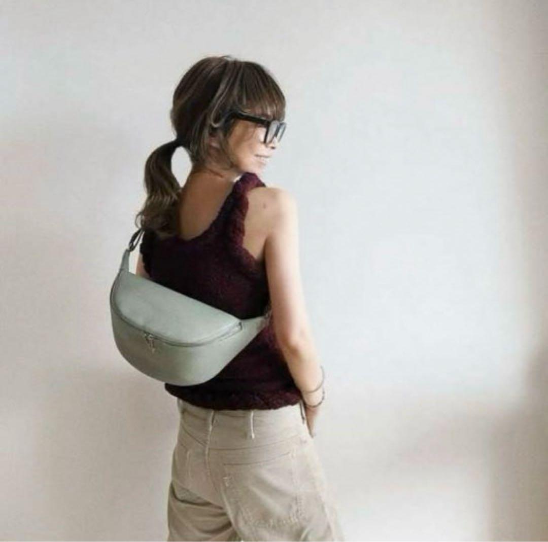 ch!iiibagシュリンクウエストバッグ オフホワイト chiiibag