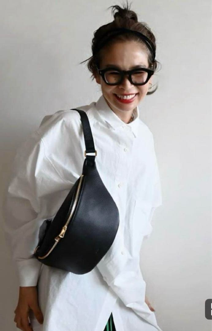 ch!iiibagシュリンクウエストバッグ オフホワイト chiiibag