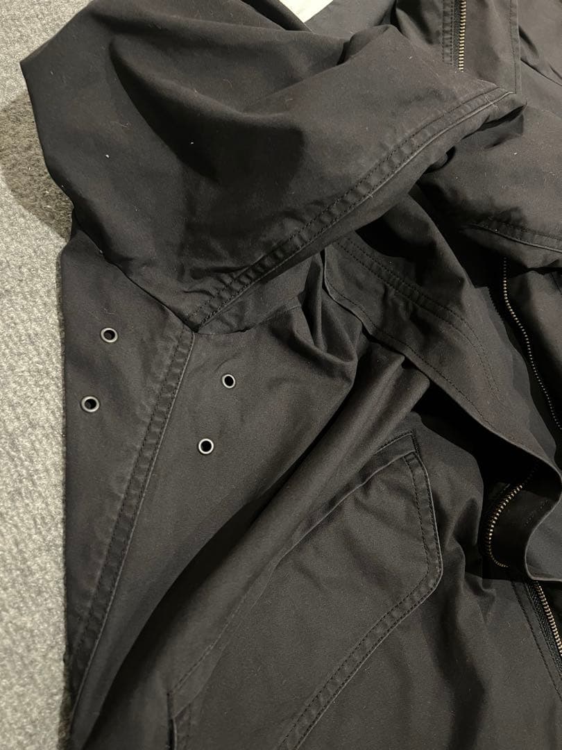 こなんさま　MHL 　ブラックモッズコート　ダウンライナー付　フード取り外し可能