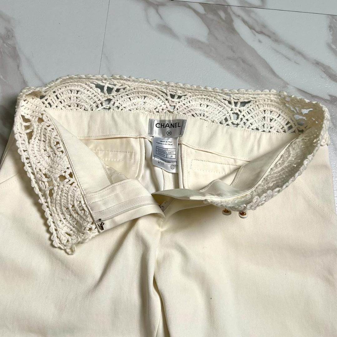 希少・美品　05春　シャネル　ニットレース切替　クロップドパンツ　ロゴプレート