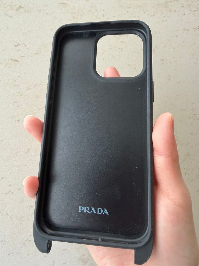 正規品 Prada iphone 15 pro max ケース　ピンク
