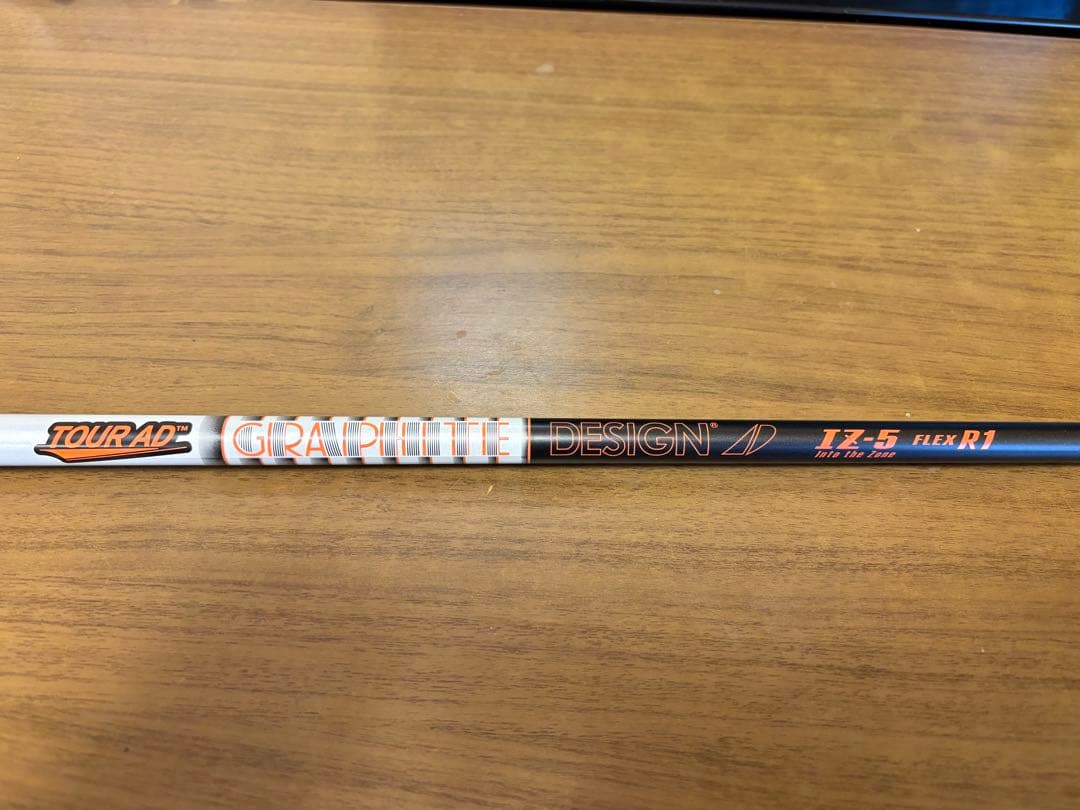 TOUR AD iz-5 フレックスR1 シャフト スリクソンスリーブ付