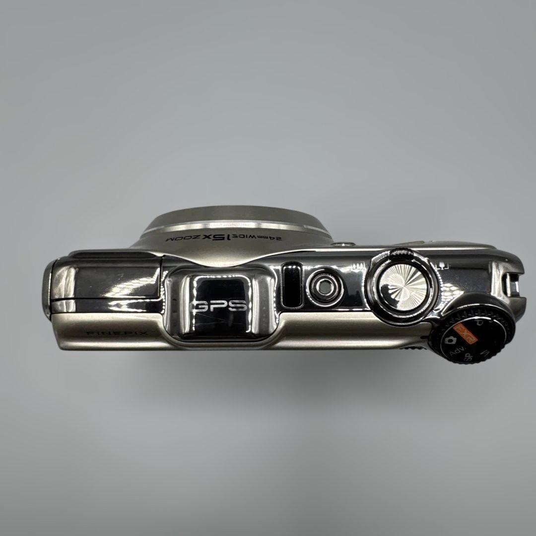 M1365 FUJIFILM FINEPIX F550 EXR デジタルカメラ