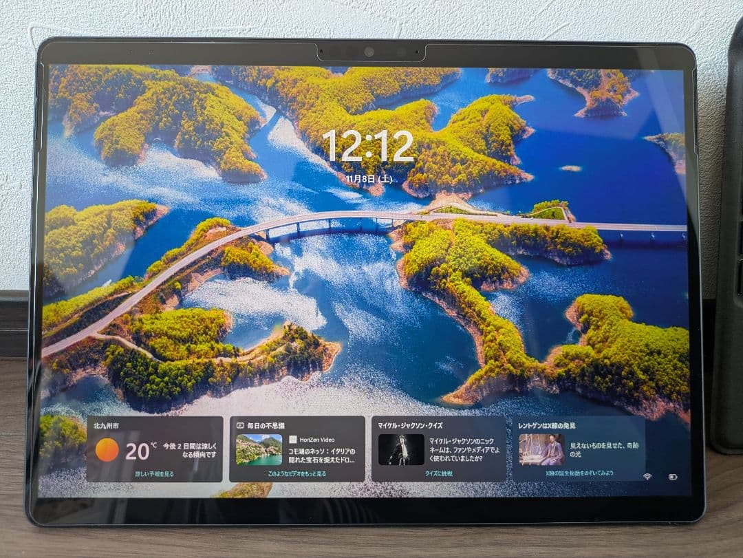 Surface Pro 8　Core-i7　メモリ16GB　SSD1TB