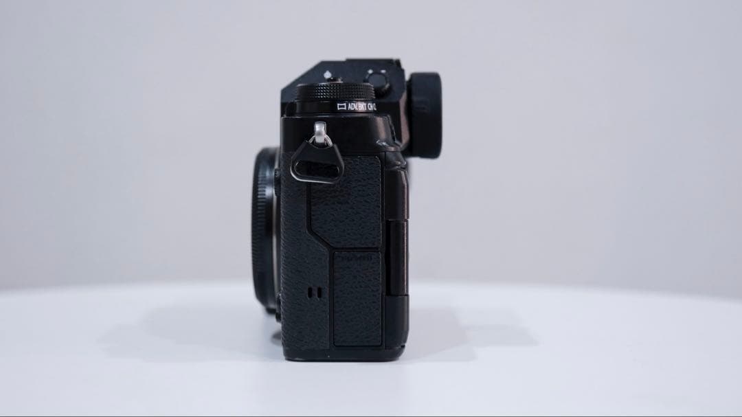 【まだまだ完動】FUJIFILM X-T4 ミラーレスカメラ