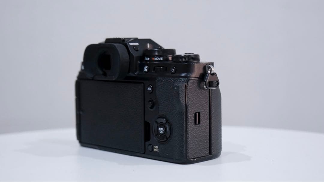 【まだまだ完動】FUJIFILM X-T4 ミラーレスカメラ