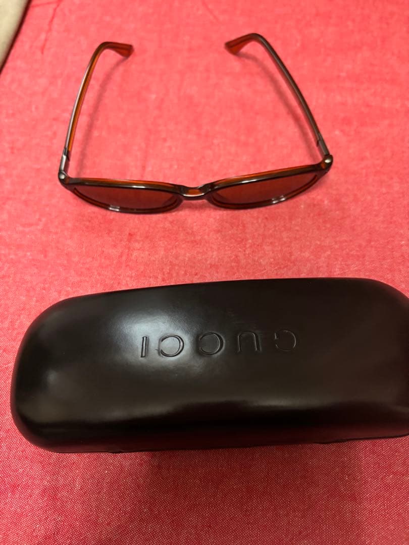 GUCCI ブラウンフレーム サングラス