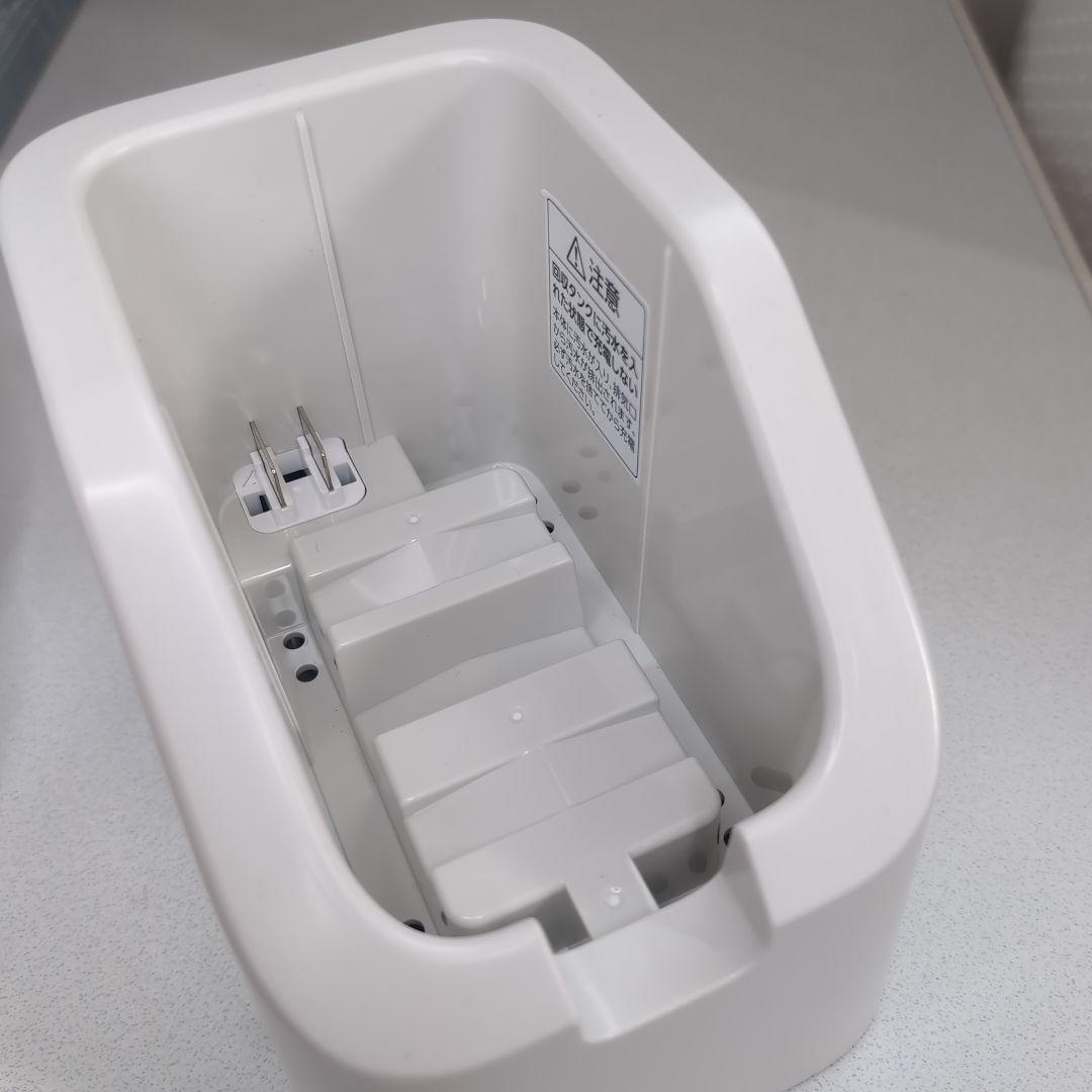 くるみこ[美品] ハンディリンサークリーナー　RNS-B200D-HW