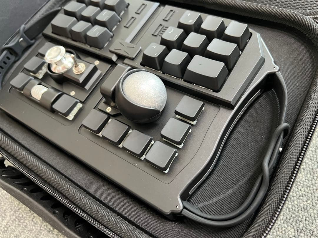 dotBravo GrabShell ONYX キーボード