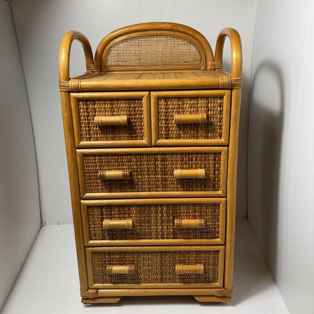 美品❗️ラタン　籐　4段チェスト　キャスター付き　アジアン家具　収納家具