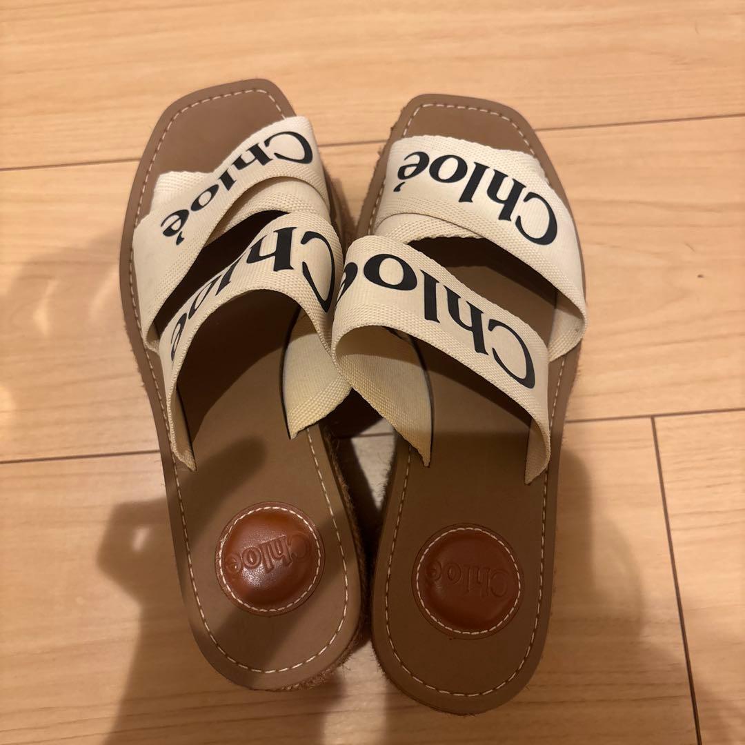 Chloé クロスストラップサンダル ベージュ