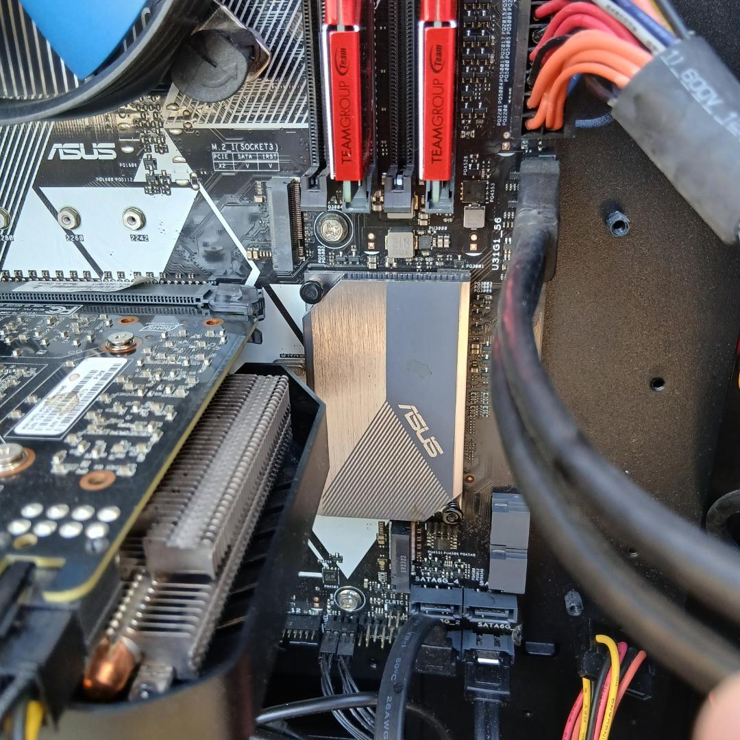 拡張が楽しい♪ Core i7 GeForce 500GBSSD 64GBRAM