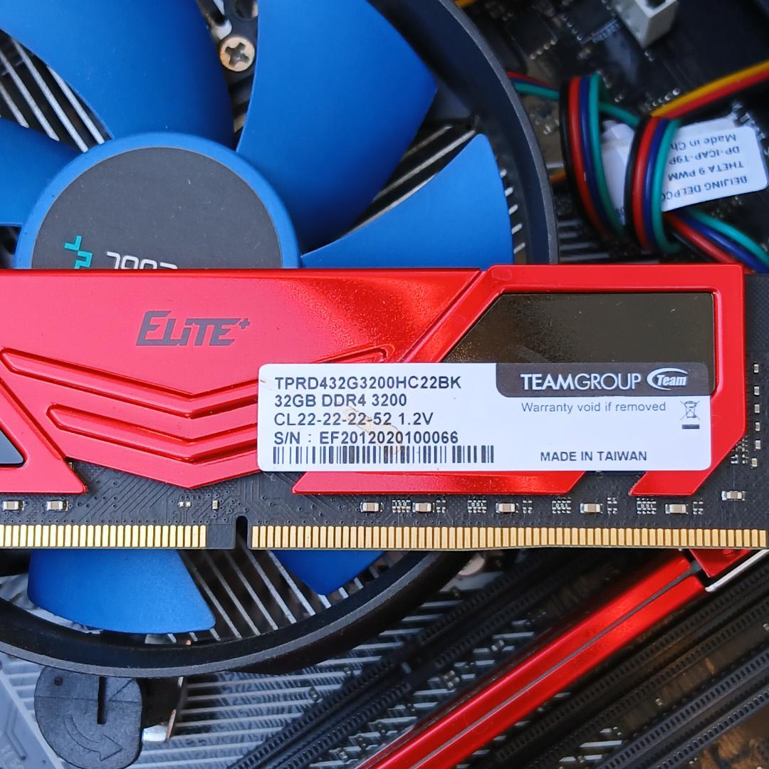 拡張が楽しい♪ Core i7 GeForce 500GBSSD 64GBRAM