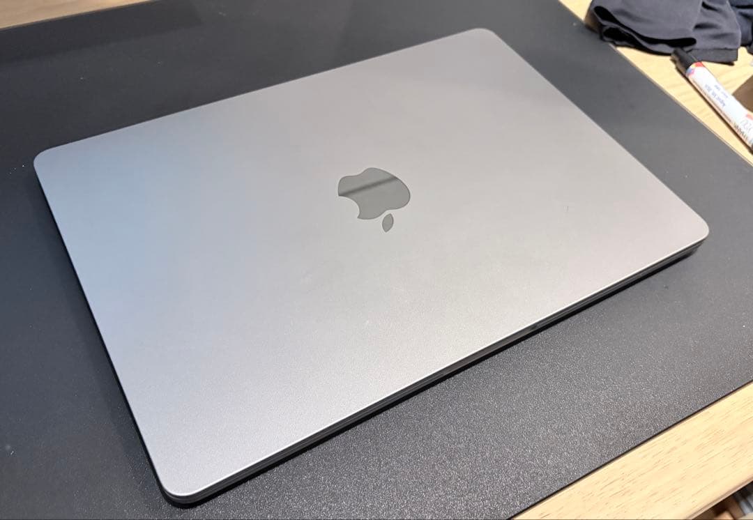 M2チップ Macbook Air 1TB SSD 8GB RAM