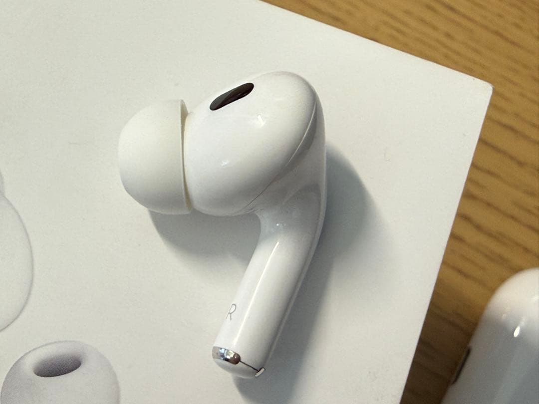 AirPods Pro（第2世代）USB-C 充電ケース付き