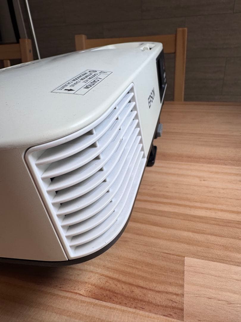 EPSON 1985WU HD プロジェクター高輝度4800lm HDM対応美品