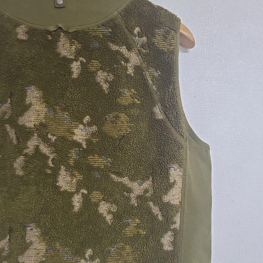 stone  Lストーンアイランド 極美メタルボタンベスト シャドウ