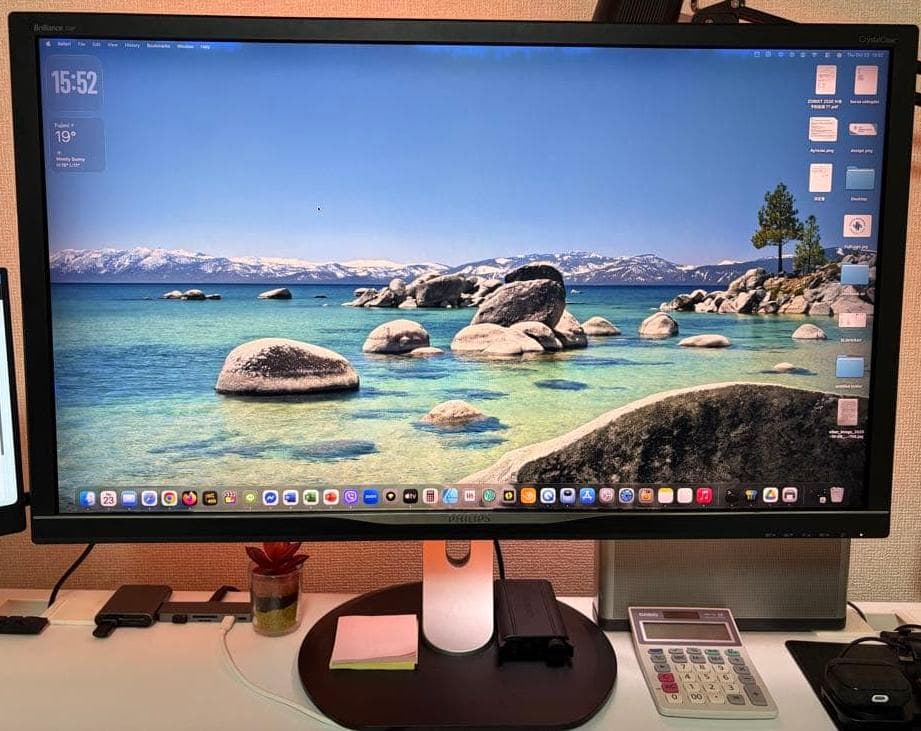 Philips 31.5インチ phl328P6A　大画面モニター