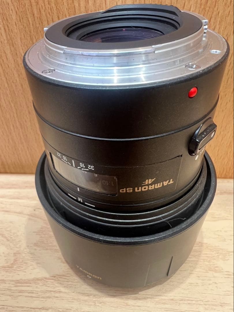 TAMRONタムロンSP AF 90mm F/2.8 Di MACRO 272E