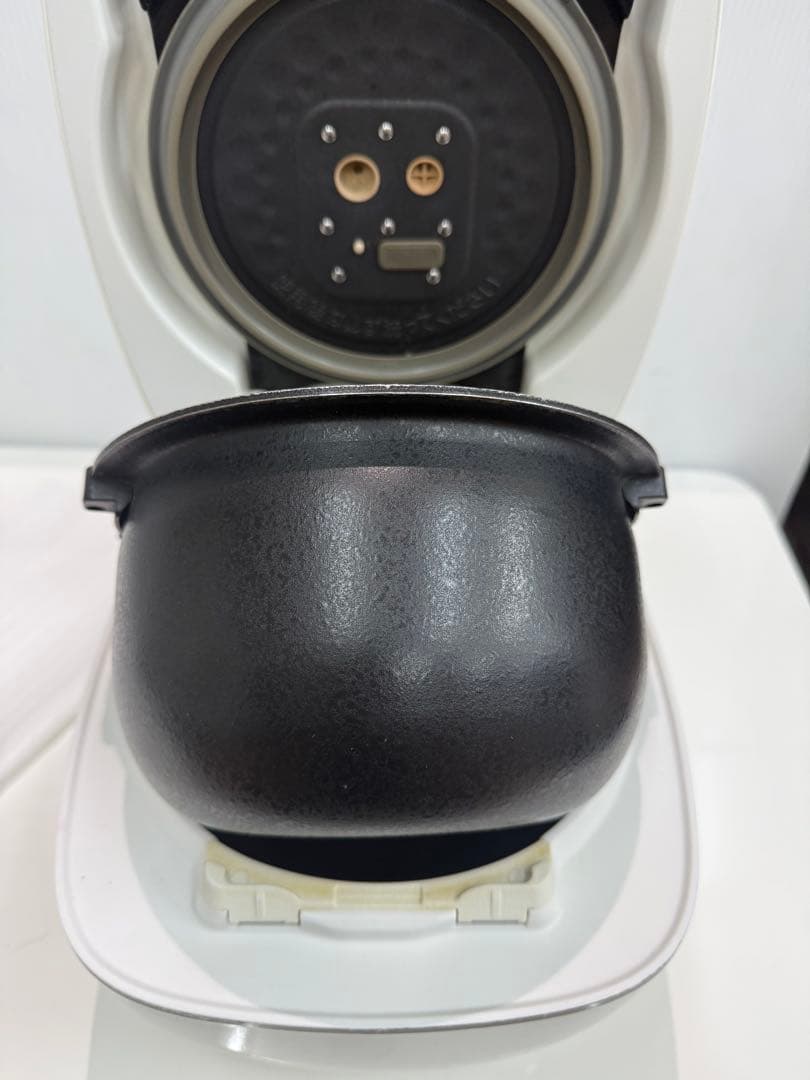 タイガー圧力IH炊飯ジャーJPB-G100