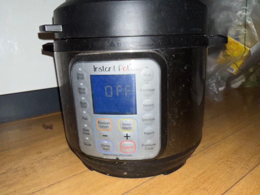 電気圧力鍋 ステンレス内鍋 ブラック　instant pot