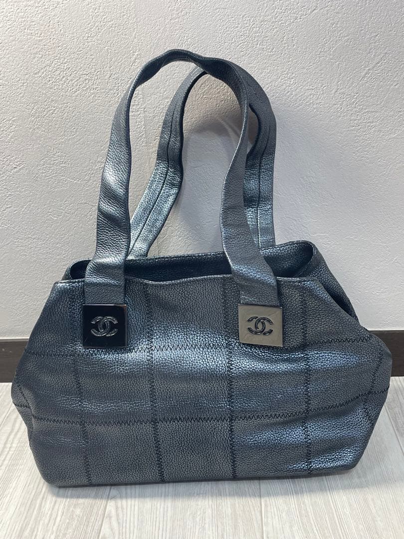 シャネル CHANEL トートバッグ チョコバーハン ドバッグ キャビアスキン