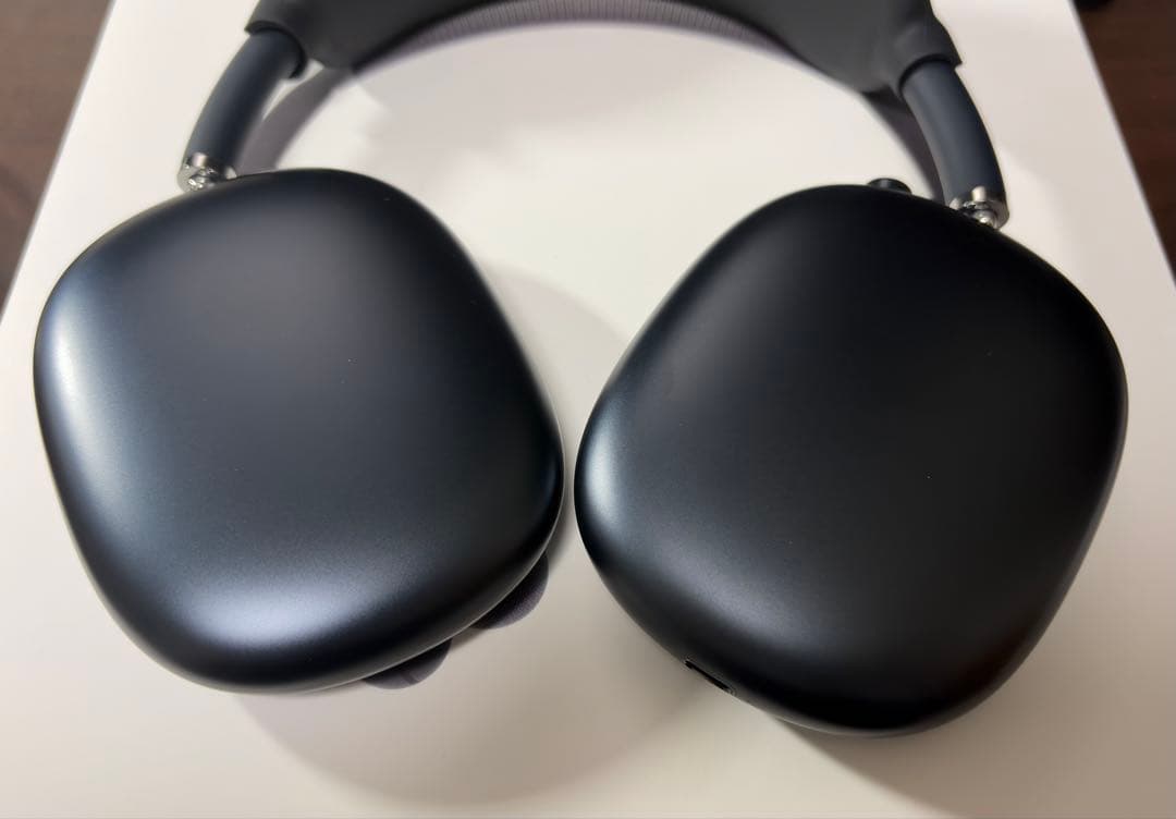 ド*ス様 AirPods Max 第二世代【USB-C】ミッドナイト カバー付き