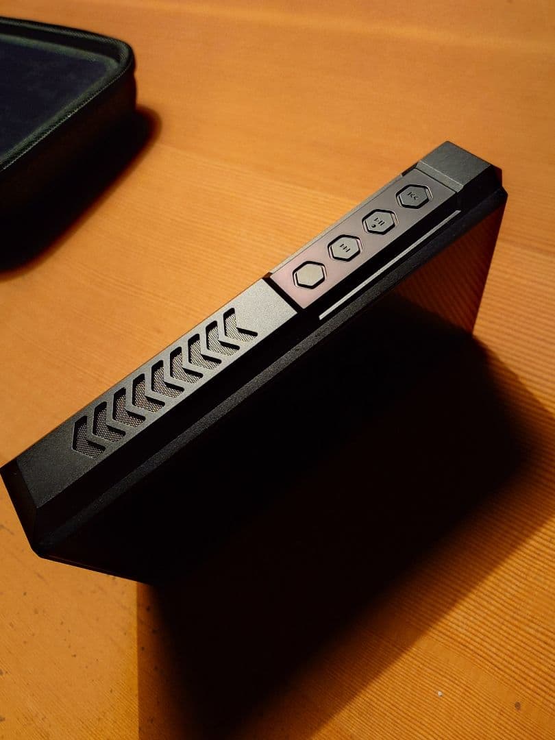 ほぼ新品　FiiO M27 デジタルオーディオプレーヤー