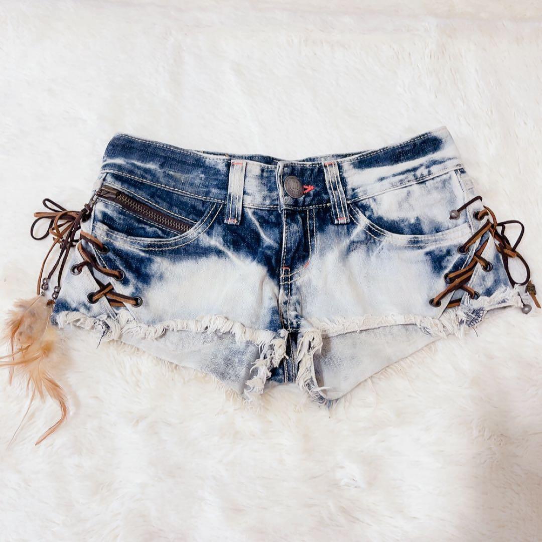 d.i.a デニム ショートパンツ