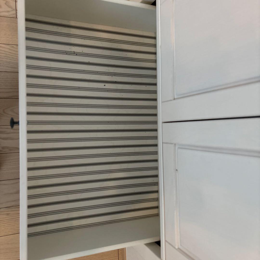 ホワイト 2ドアキャビネット 引き出し付き