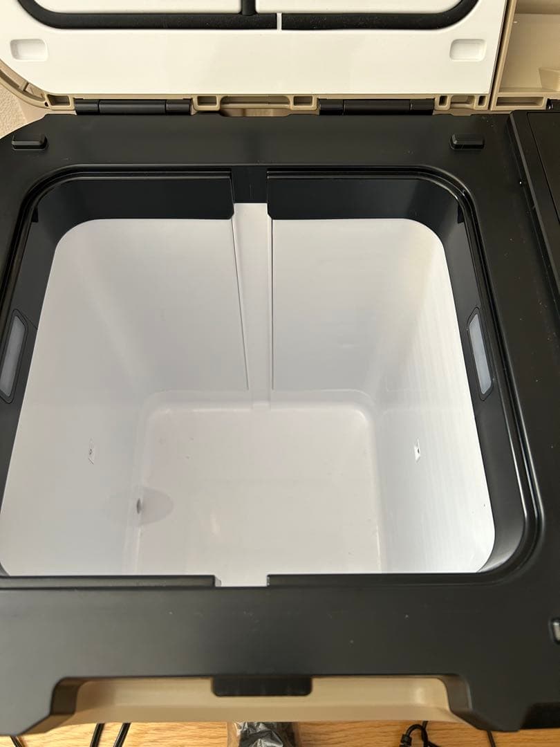 HiKOKI UL18DC(WMBZ) 18L 冷温庫　箱無し　ほぼ新品