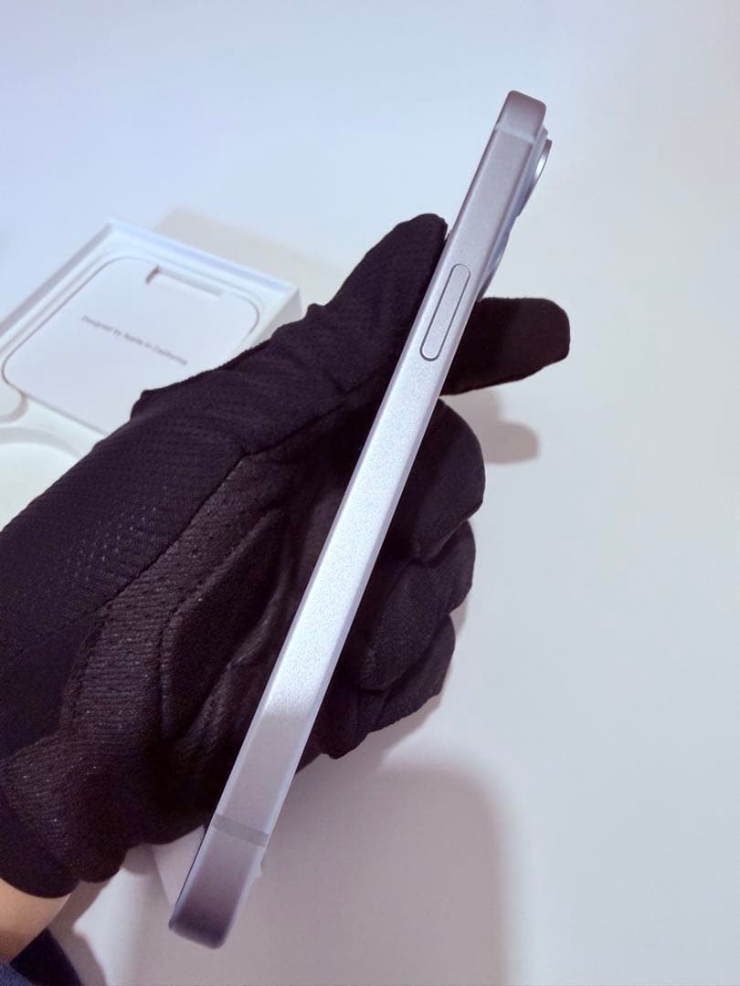 iPhone 15 256GB SIMフリー