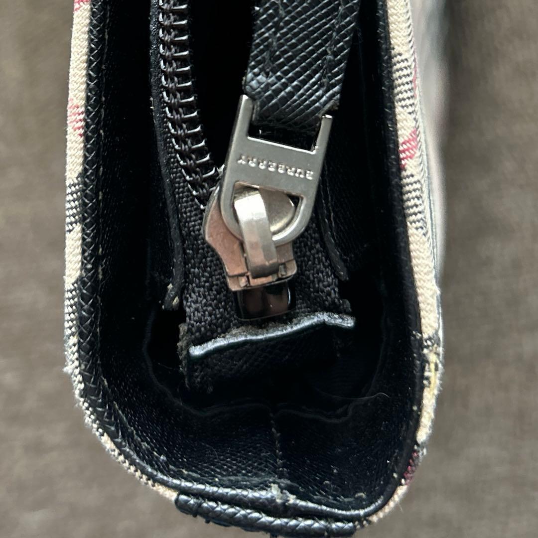 【美品】未使用に近い保護フィルム付き BURBERRY ノバチェック　レザー