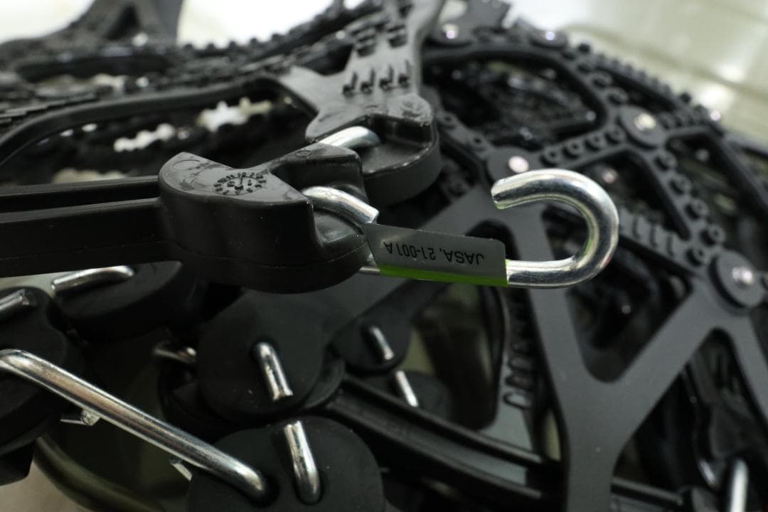 カーメイト QE6 バイアスロンイージー 未使用保管品 NV200等