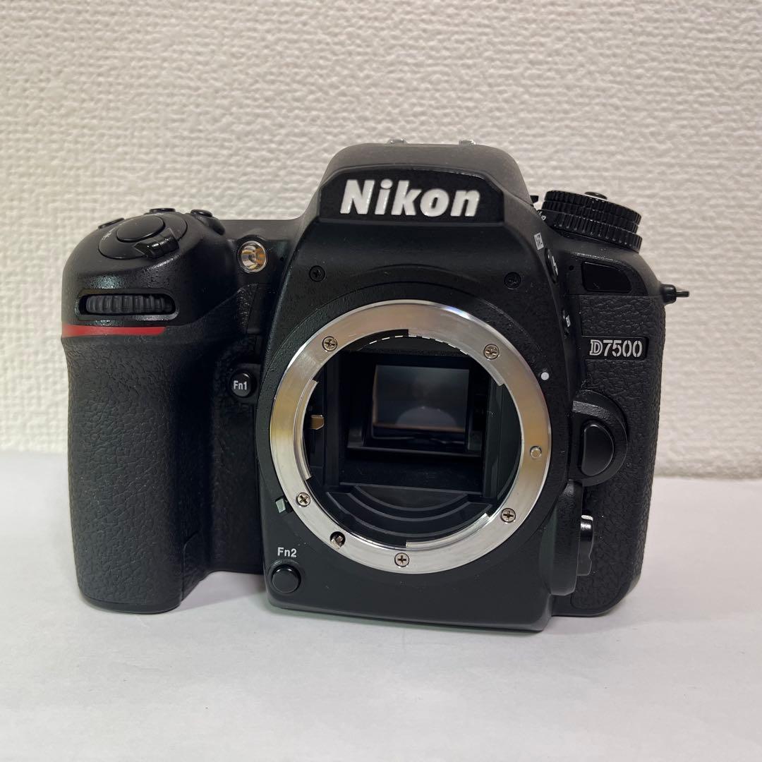 ニコン Nikon D7500 ★シャッター数：6769枚