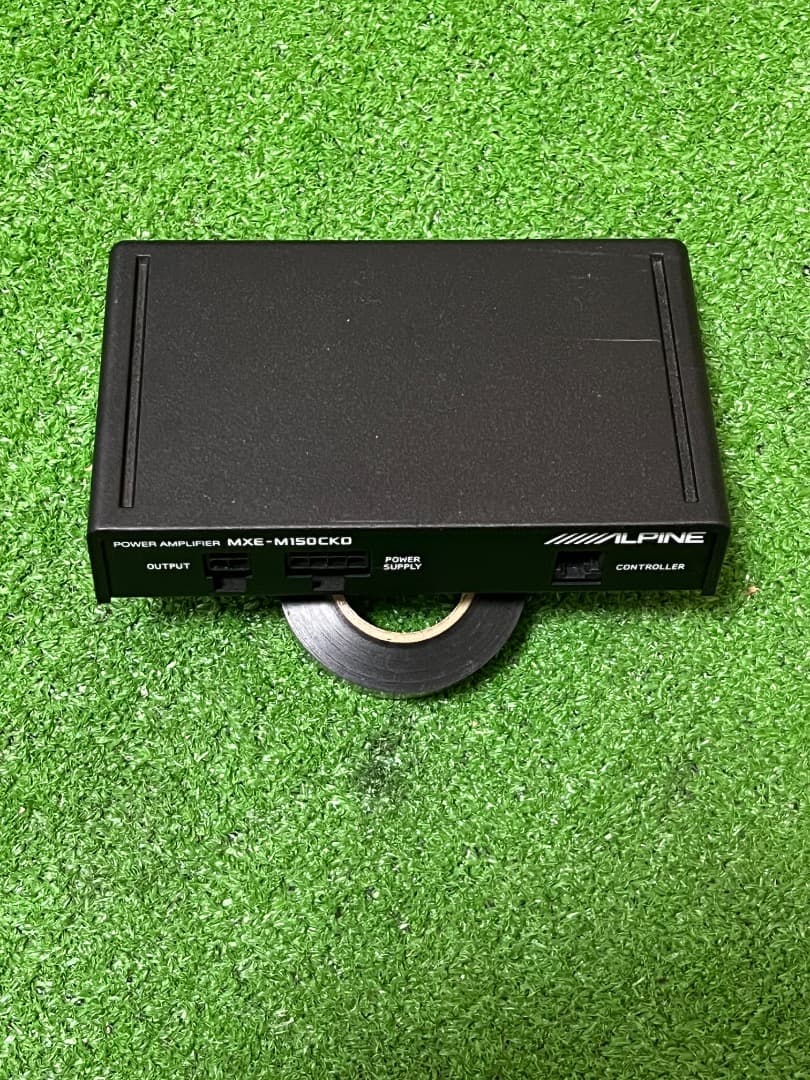 アルパイン SWE-2200 サブウーファー/アンプ MXE-M150CKD。