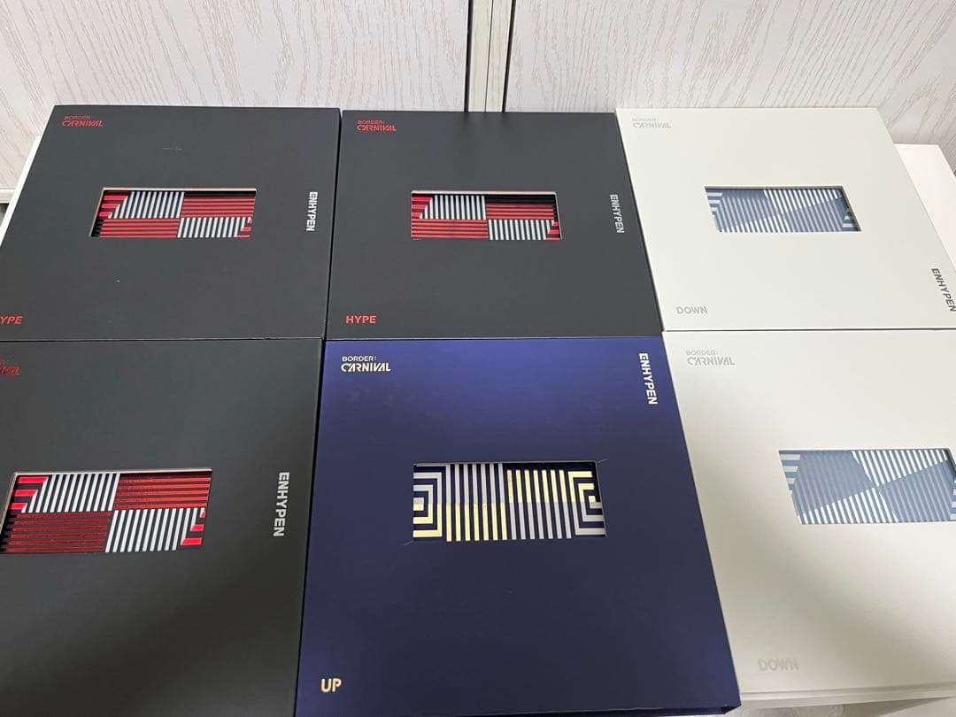 ENHYPEN アルバム　トレカ付き　基本的な内容物あり