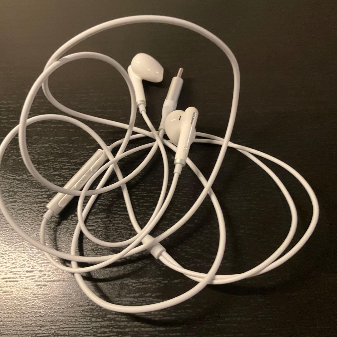 イヤホン