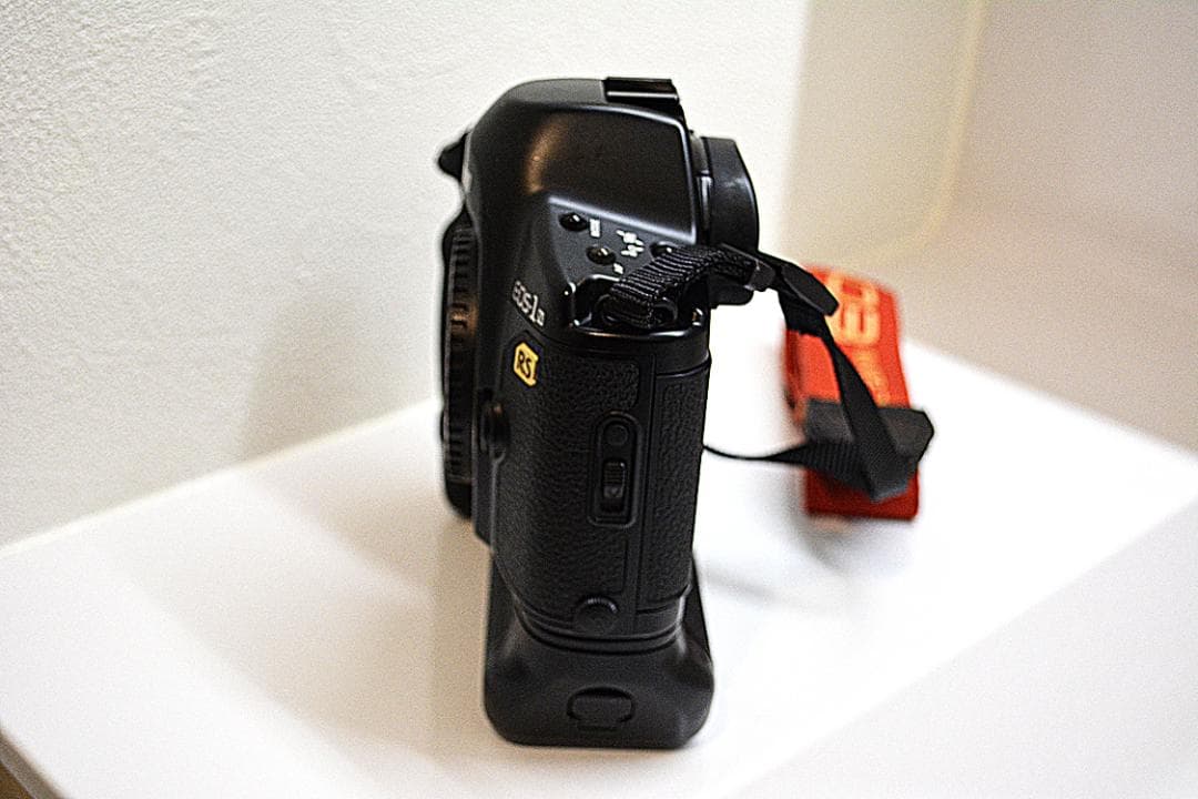 Canon EOS-1N RS フィルムカメラ