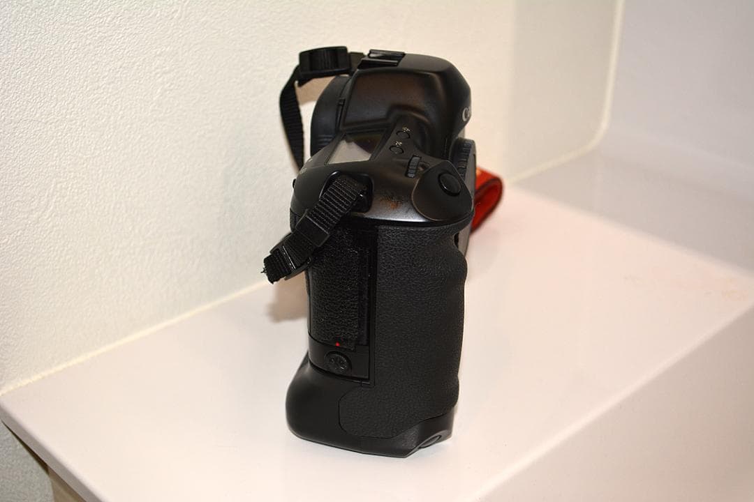 Canon EOS-1N RS フィルムカメラ