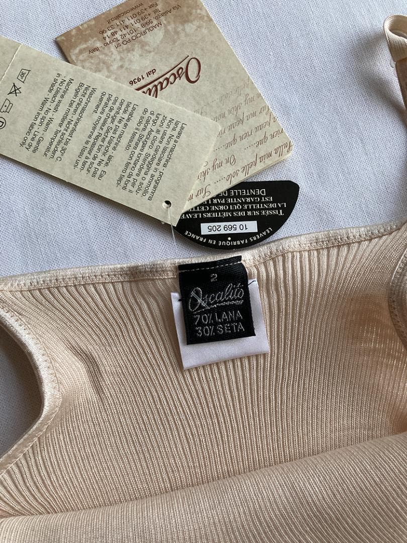 S*u様 オスカリート ウール70 シルク30% インナー Made in It