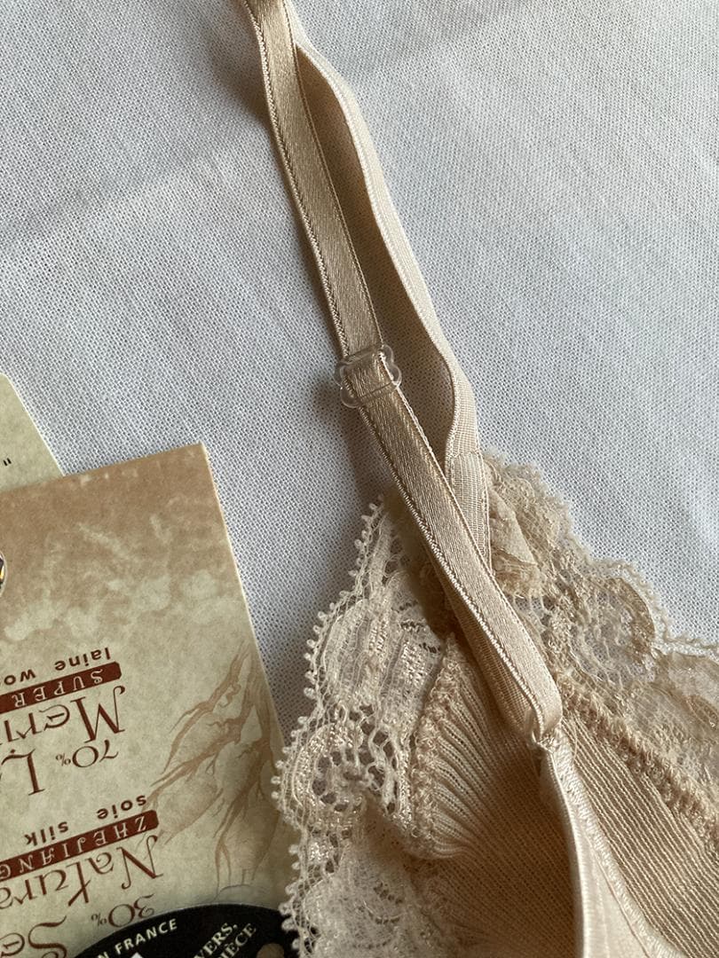 S*u様 オスカリート ウール70 シルク30% インナー Made in It