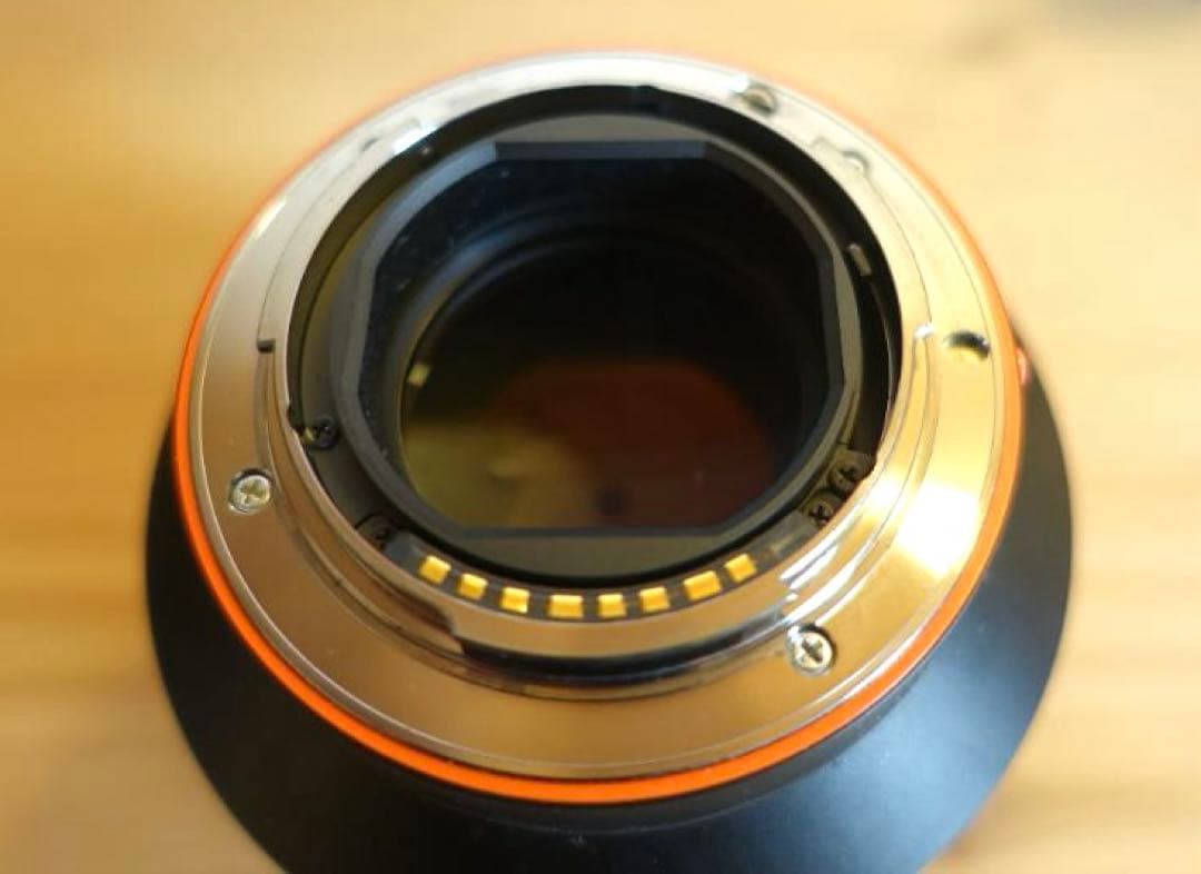ト*ツ様 【中古】 Sonnar T* 135mm F1.8 ZA SAL135