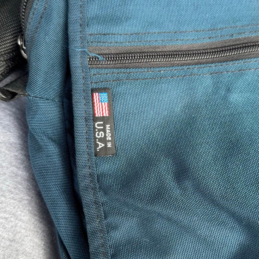 90s EASTPAK メッセンジャー ショルダー バッグ usa製
