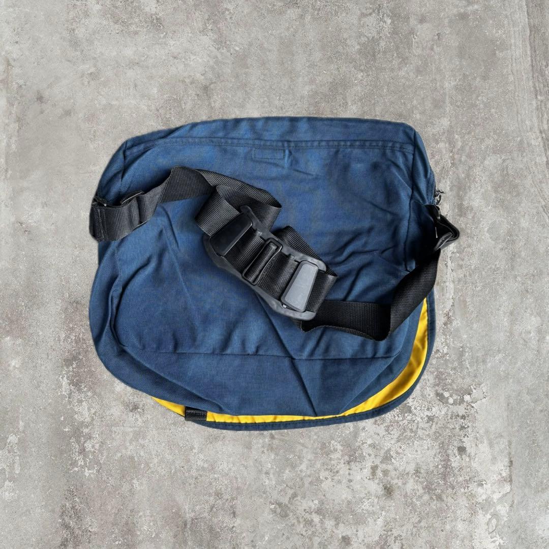 90s EASTPAK メッセンジャー ショルダー バッグ usa製