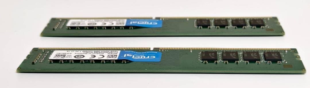 crucial DDR4-2666 16GBメモリ 2枚