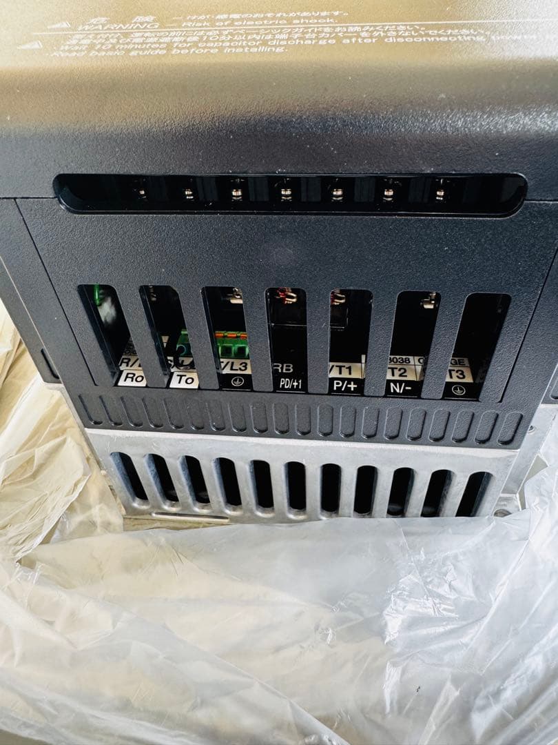 インバータ SJ-P1シリーズ　日立　P1-022LFF